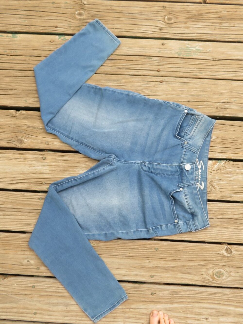 Seven7 Skinny Jeans